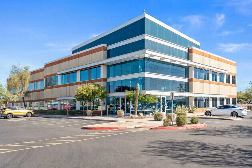 More Photos Of 2225 W Whispering Wind Dr, Phoenix Office For Lease