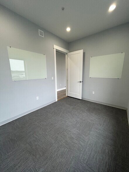 More Photos Of 564 W 700 S, Pleasant Grove Office For Lease