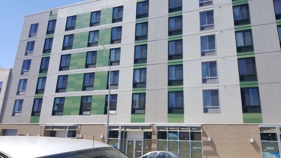 More Photos Of , Brooklyn Unknown For Sale