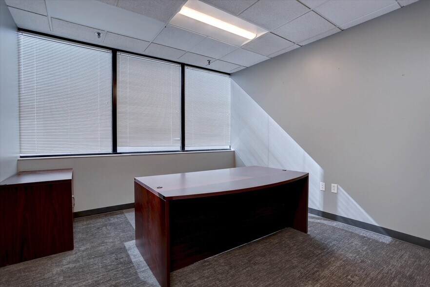 More Photos Of 140 E 19th Ave, Denver Office For Sale