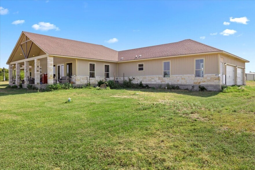 More Photos Of 16508 N Fm 973 Rd, Manor Specialty For Sale