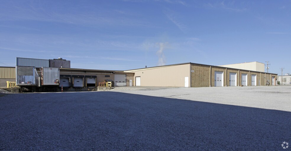 More Photos Of 150 Allen Ave, Orrville Warehouse For Lease