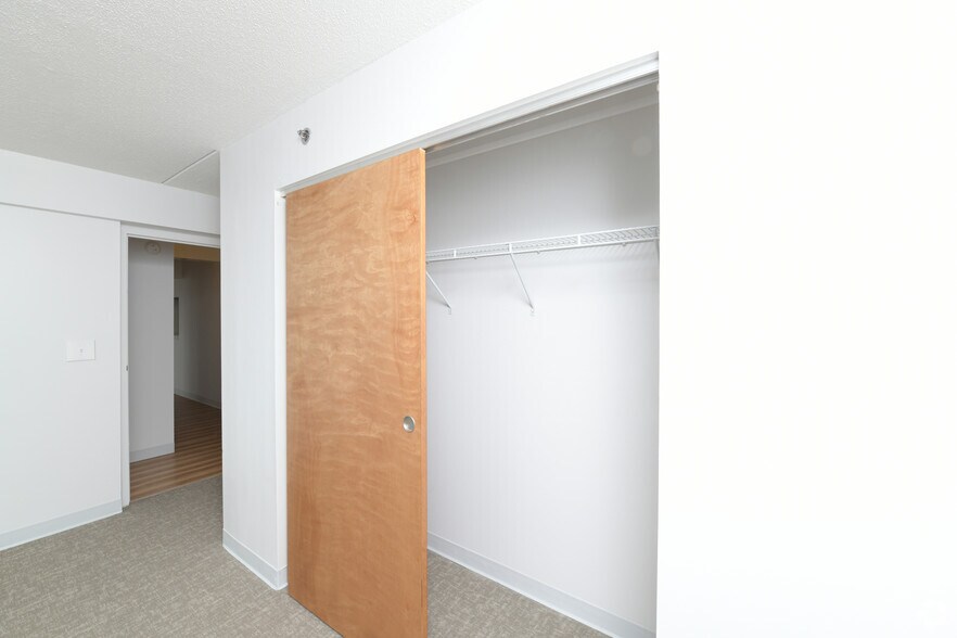 More Photos Of 1371 Beacon St, Brookline Apartments For Lease