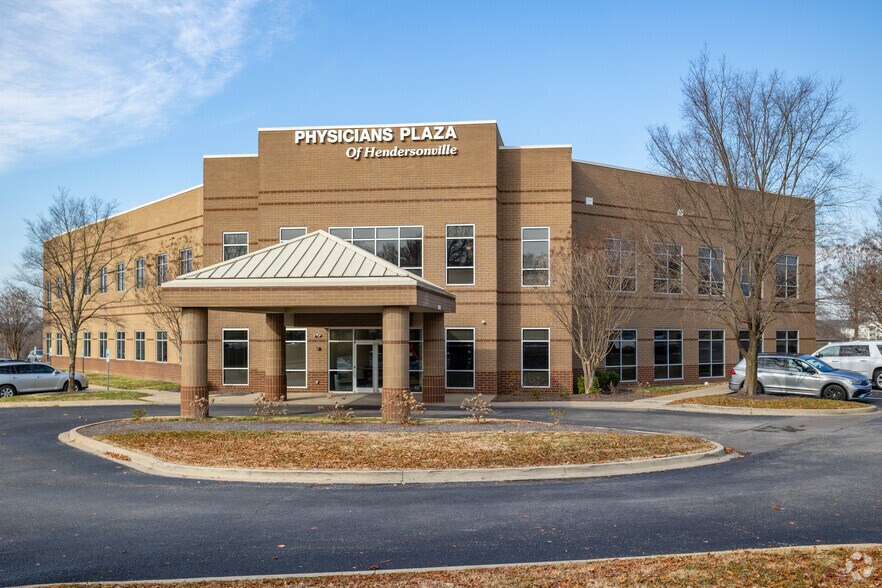 Primary Photo Of 100 Springhouse Ct, Hendersonville Medical For Lease