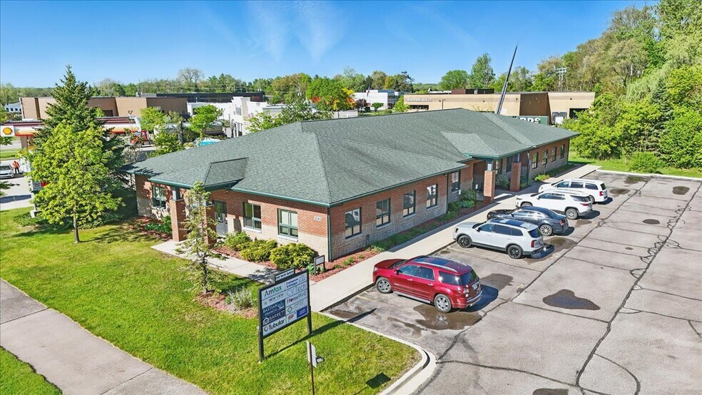 More Photos Of 2545 N Opdyke Rd, Auburn Hills Medical For Sale