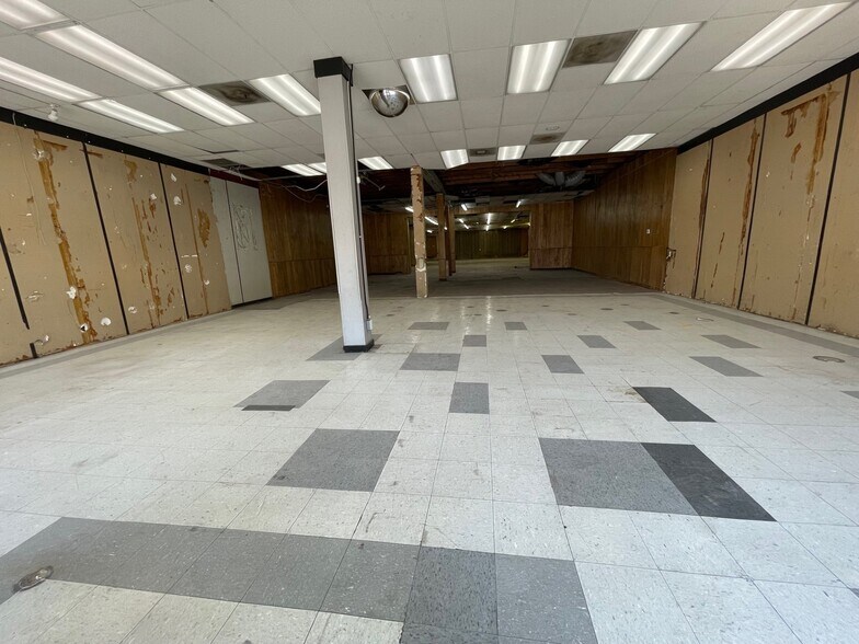 More Photos Of 2415-2419 E Cesar E Chavez Ave, Los Angeles Storefront For Lease