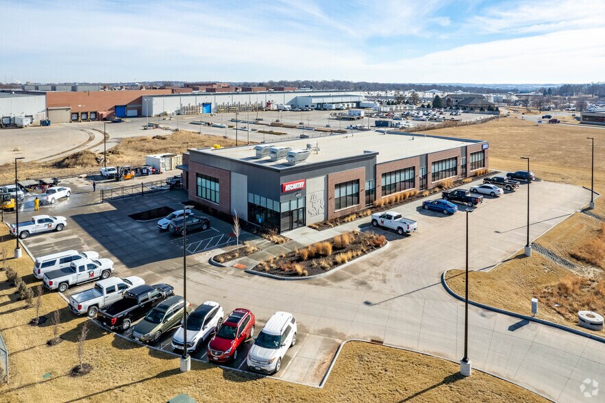 More Photos Of 4201 S 130th St, Omaha Warehouse For Sale
