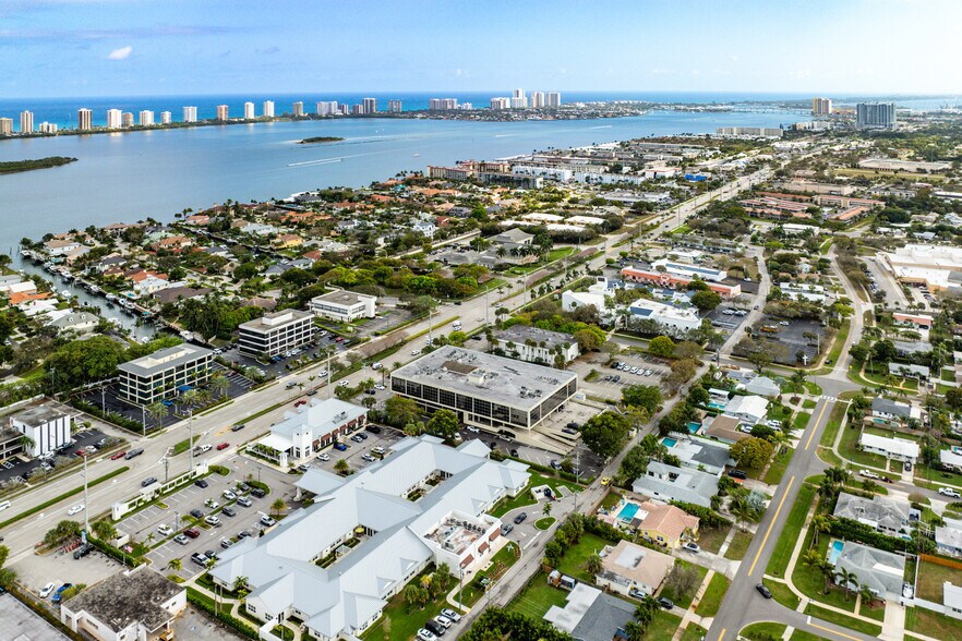 More Photos Of 631 US Highway 1, North Palm Beach Office For Sale