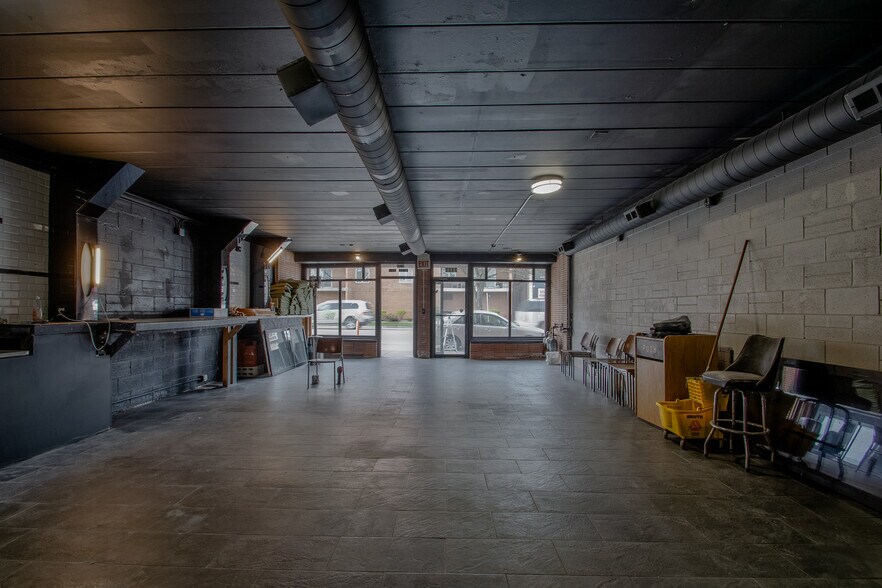 More Photos Of 7409 W Irving Park, Chicago General Retail For Sale