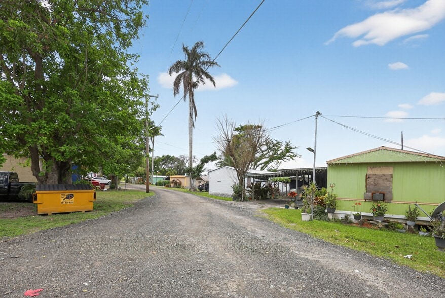 More Photos Of 1 Richard Keen Rd, Pahokee Manufactured Housing Mobile Home Park For Sale