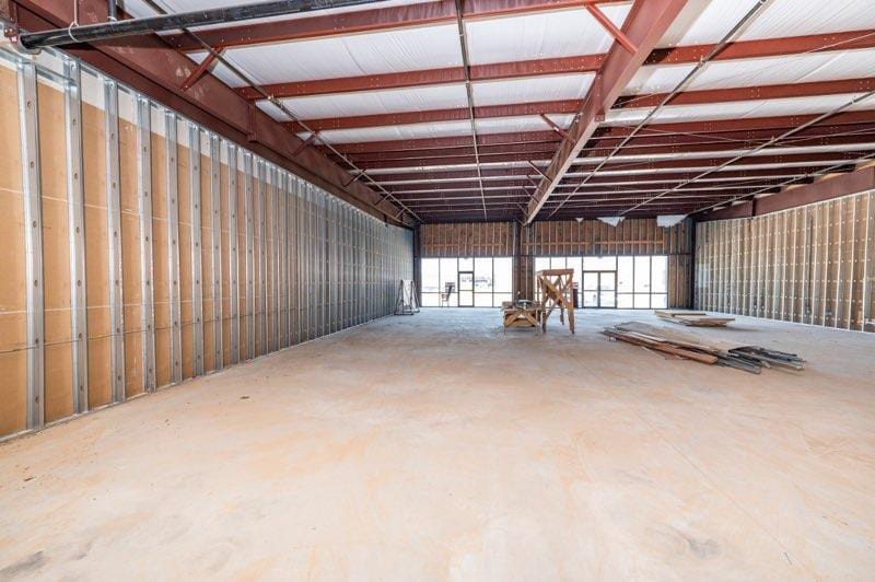 More Photos Of 4020 7th St, Bay City General Retail For Sale