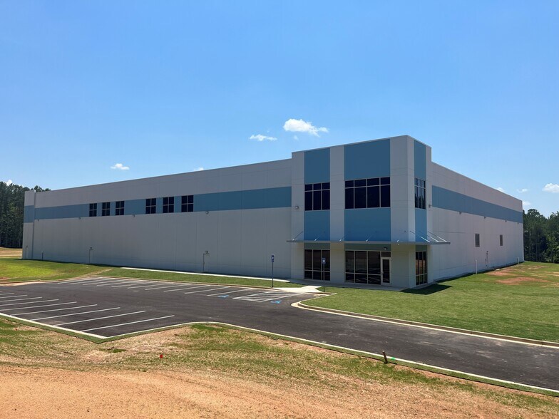 More Photos Of 1221 Progress Blvd, Elberton Manufacturing For Sale