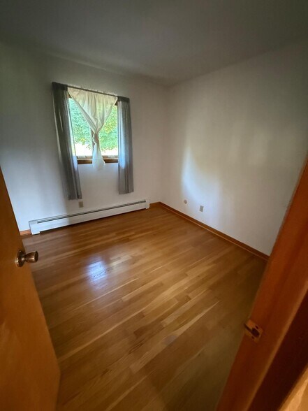 More Photos Of 11502 E Thompson Rd, Indianapolis Specialty For Sale