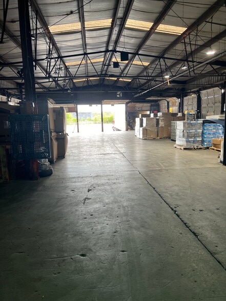 More Photos Of 622 Old Reading Pike, Stowe Truck Terminal For Lease