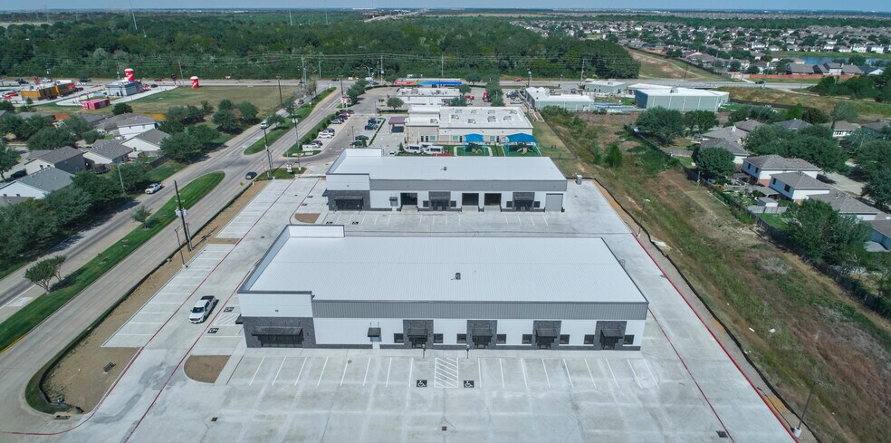 More Photos Of 3740 N Mason Rd, Katy Flex For Lease