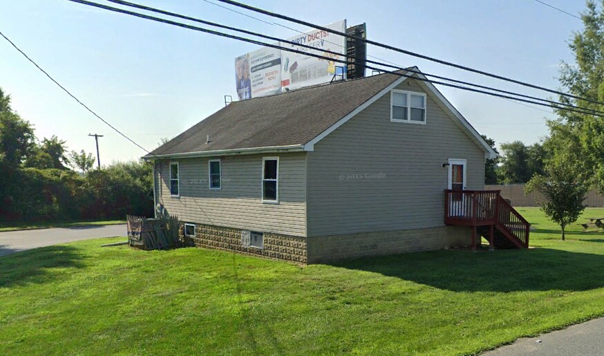 More Photos Of 4761 Summit Bridge Rd, Middletown Storefront For Sale