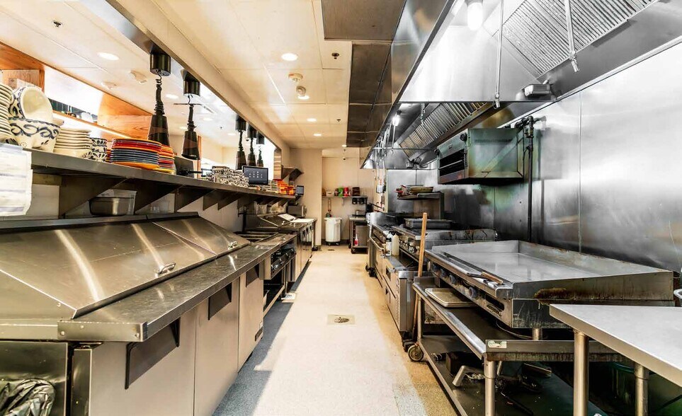 More Photos Of 9910-9920 Gaston Rd, Katy Storefront For Lease