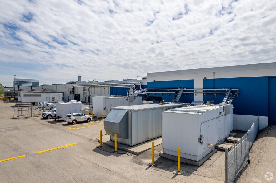 More Photos Of 1930 Maynard Rd SE, Calgary Industrial For Lease