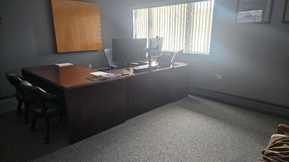 More Photos Of 2928 Washington Ave, Clearfield Industrial For Sale