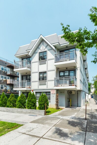 More Photos Of 164-11 Highland Avenue, Jamaica Apartments For Sale