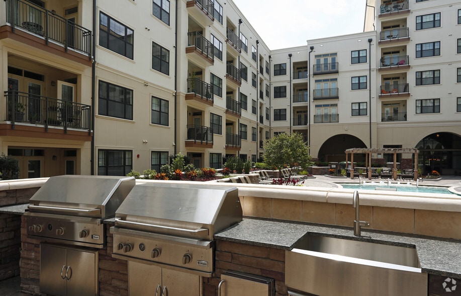 More Photos Of 2118 Clark Ave, Raleigh Apartments For Lease