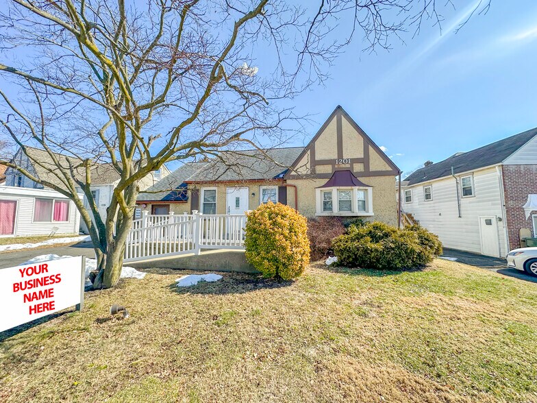 More Photos Of 1201 Easton Rd, Roslyn Medical For Lease