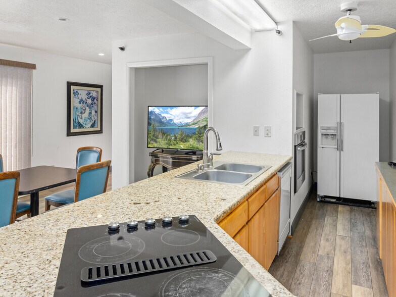 More Photos Of 4333 E Mulberry St, Fort Collins Hotel For Sale