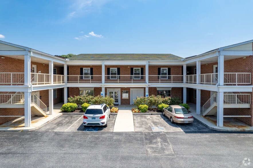 More Photos Of 2300 York Rd, Timonium Office For Lease