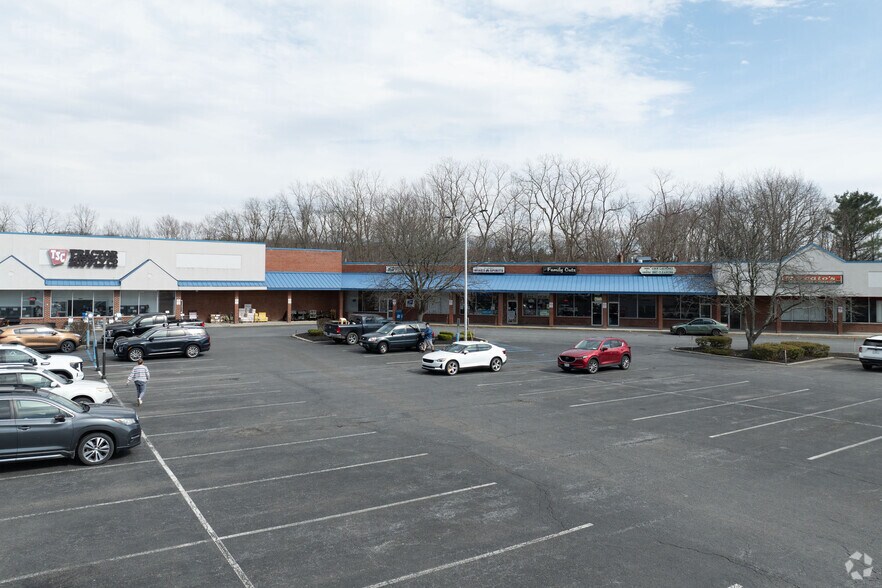 More Photos Of 1649 Columbia Tpke, Castleton On Hudson Land For Lease