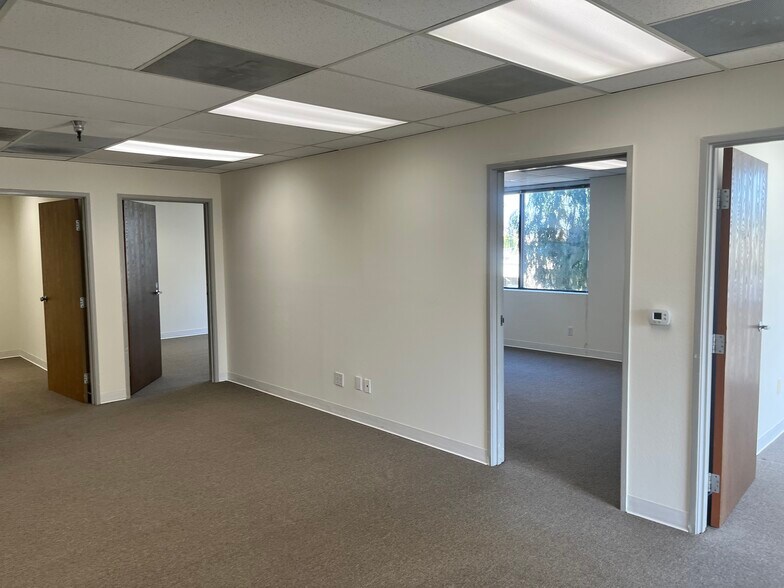 More Photos Of 2512 Artesia Blvd, Redondo Beach Office For Lease