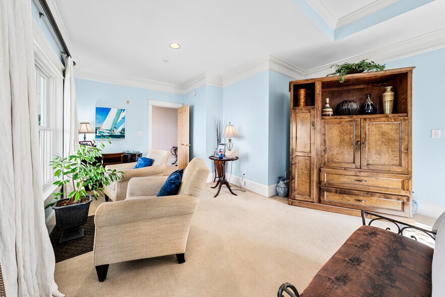 More Photos Of 202 S Mobile St, Fairhope Hospitality For Sale