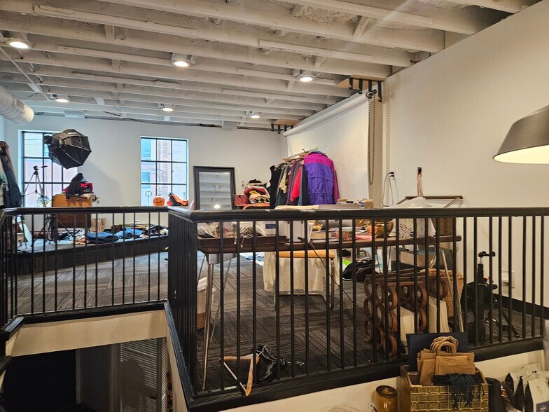 More Photos Of 2540 Lincoln Way, Ames Storefront Retail Office For Lease