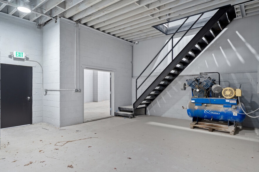 More Photos Of 470 Belleville Tpke, North Arlington Warehouse For Sale