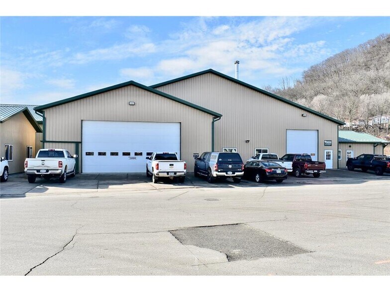 More Photos Of 1140 72nd St, Goodview Office For Sale