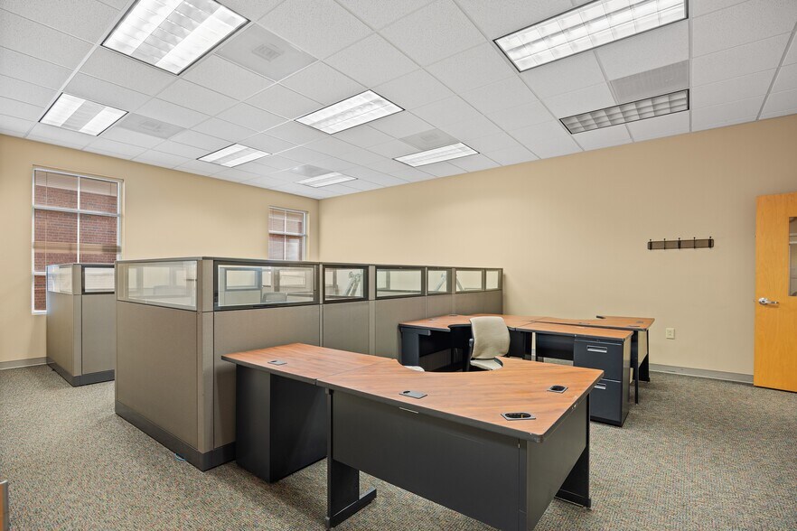 More Photos Of 160 Willbrook Blvd, Pawleys Island Office For Lease