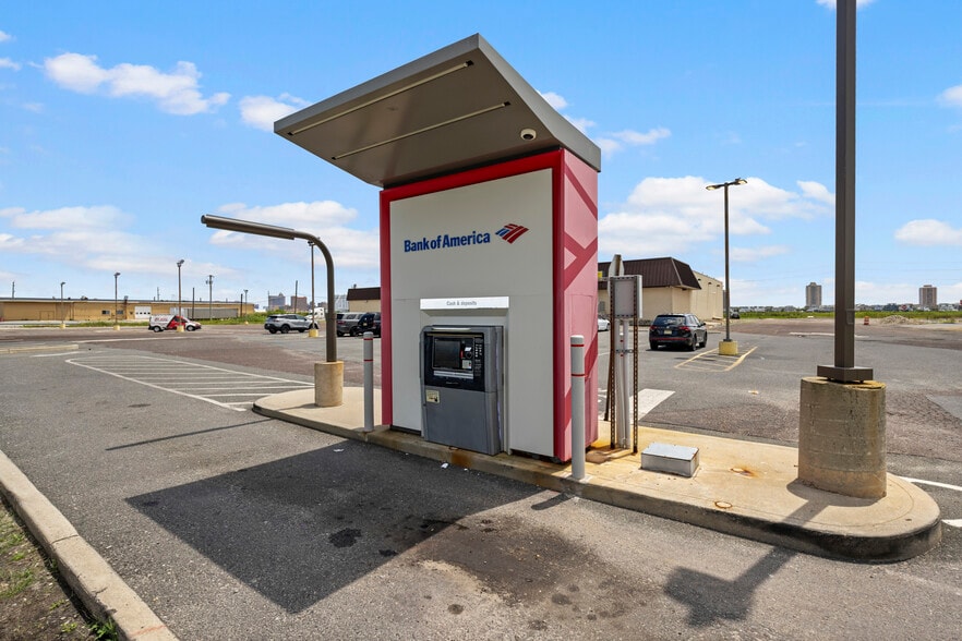 More Photos Of 4910 Wellington Ave, Ventnor City Freestanding For Sale