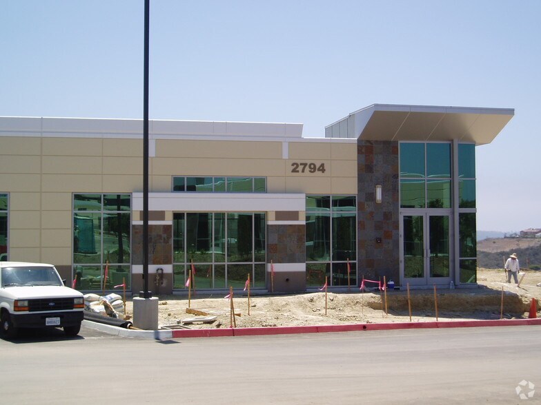 More Photos Of 2794 Gateway Rd, Carlsbad Office For Lease