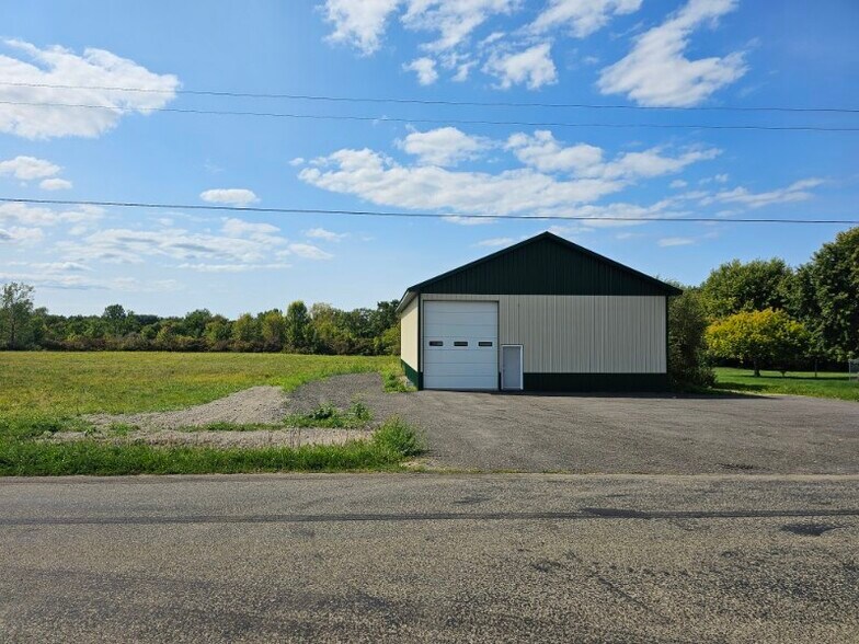 Primary Photo Of 12445 Hanford rd, Silver Creek Flex For Lease