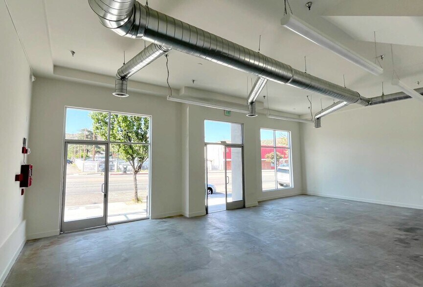 More Photos Of 8435-8437 Foothill Blvd, Sunland Office For Sale