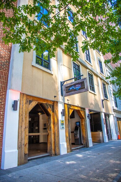 More Photos Of 414 Fayetteville St, Raleigh Office For Sale
