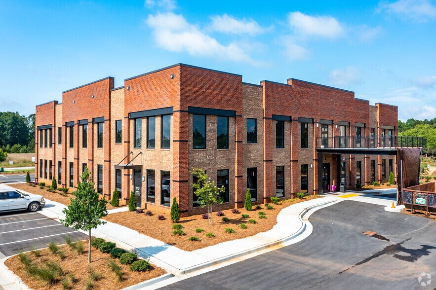 Primary Photo Of 560 Newnan Crossing Byp, Newnan Office For Lease