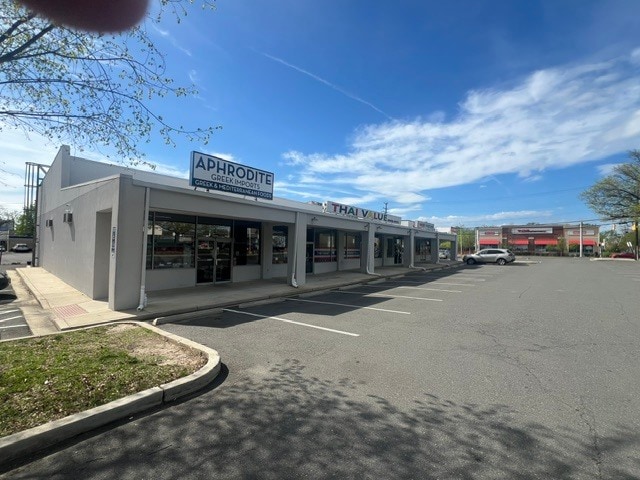 More Photos Of 5900 Leesburg Pike, Falls Church Unknown For Lease