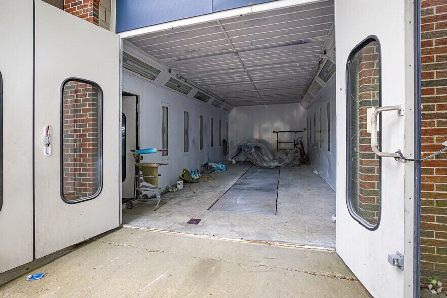 More Photos Of , South Amboy General Retail For Sale