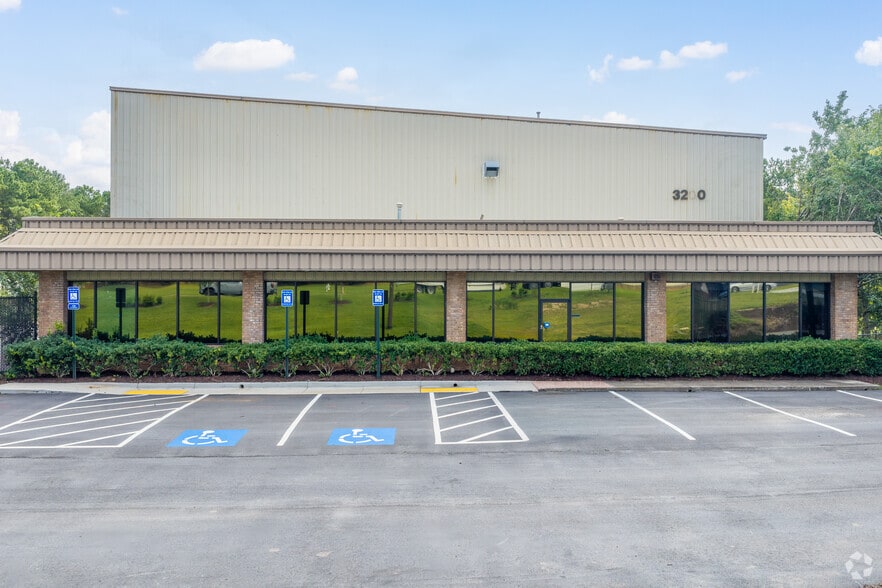 More Photos Of 3200 N Berkeley Lake Rd NW, Duluth Warehouse For Lease