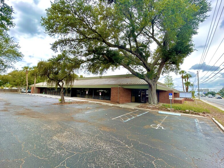 More Photos Of 5666 Seminole Blvd, Seminole Office For Sale