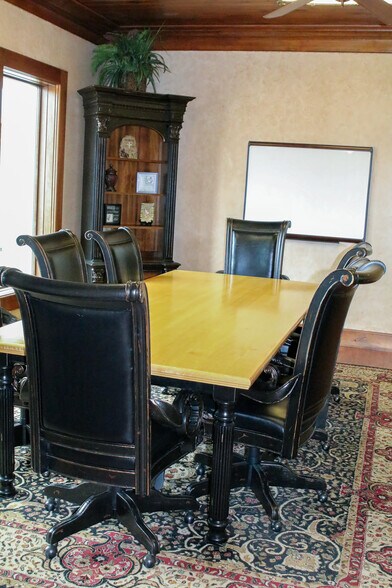 More Photos Of 404 Wynn Dr, Jacksonville Loft Creative Space For Sale