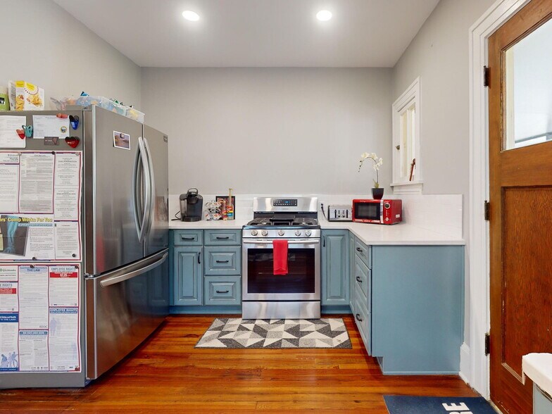 More Photos Of 215 Washington st, New Smyrna Beach Office Residential For Sale