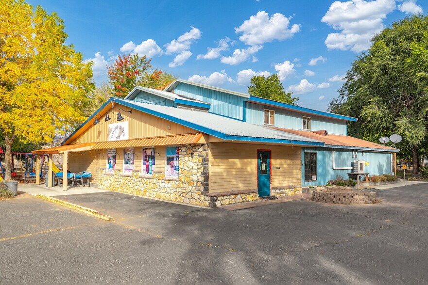 More Photos Of 44892 State Route 21 N, Wilbur Trailer Camper Park For Sale