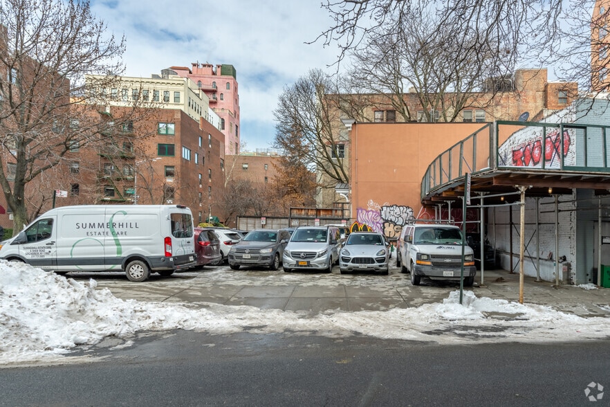 More Photos Of , New York Unknown For Sale