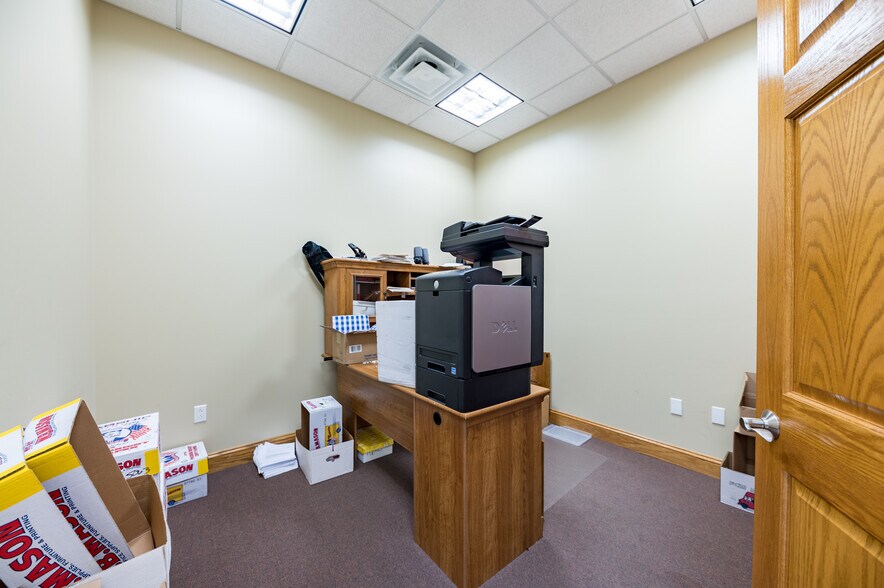 More Photos Of 315 High St, Morgantown Office For Sale